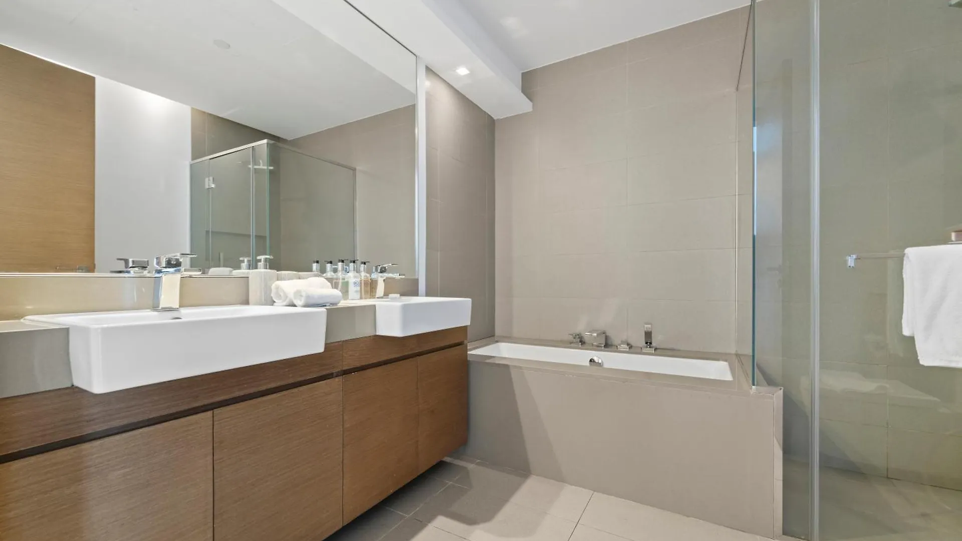 6Th Floor 2Br And Maid'S Room City Walk - Nox Dubai Apartment